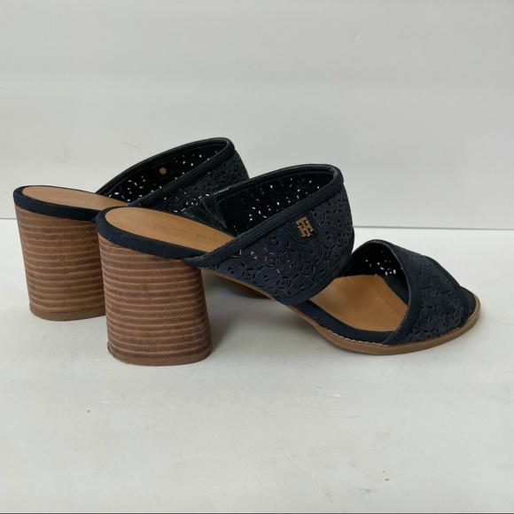 Tommy Hilfiger Women’s Blue Laser Cut Stacked Block Heeled Sandals 
Size 8.5 - Picture 5 of 12